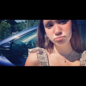 Meet your Posher, Alayna